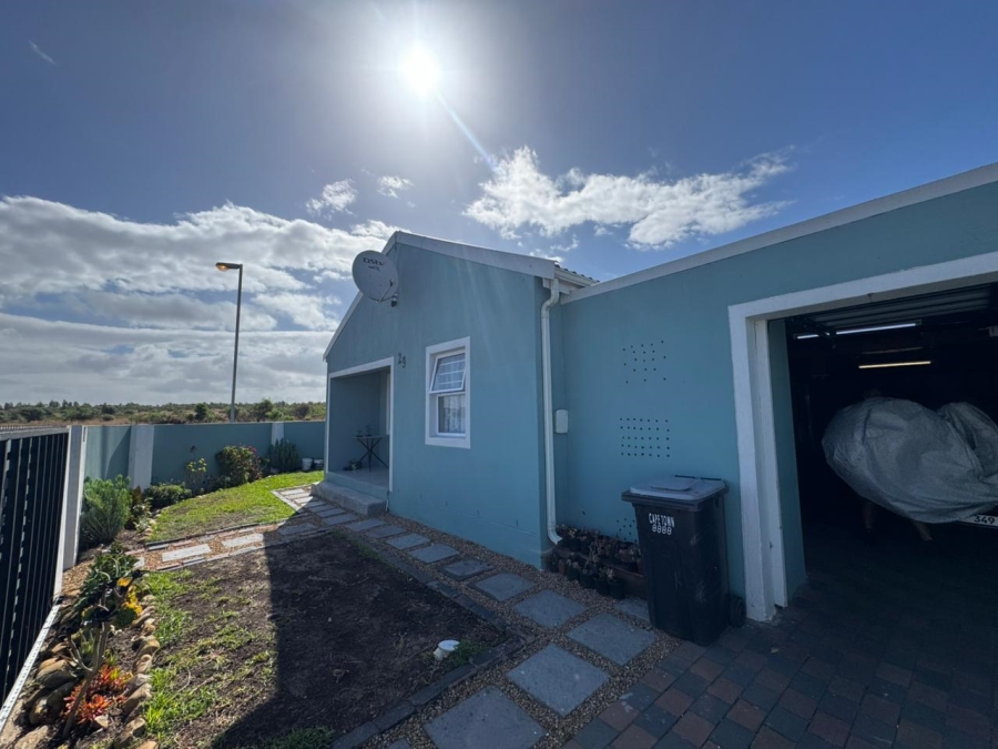 To Let 2 Bedroom Property for Rent in Dennemere Western Cape